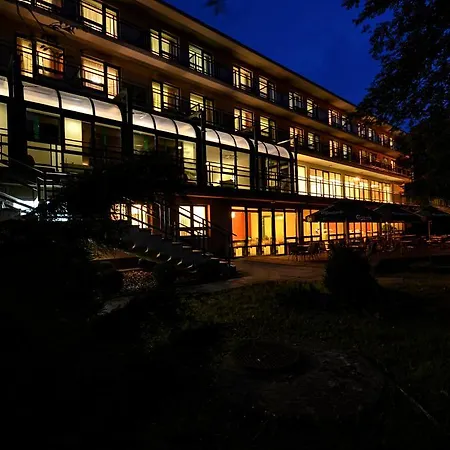 Station touristique Green Park Conference Centre