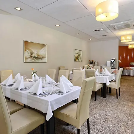 Resort Green Park Conference Centre Serock