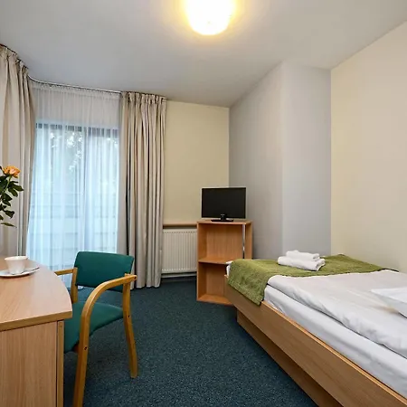 Resort Green Park Conference Centre